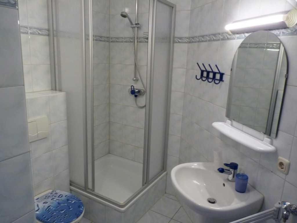 Ferienwohnung "Am Yachthafen" Objekt Id 12104-7 Waren  Exterior foto